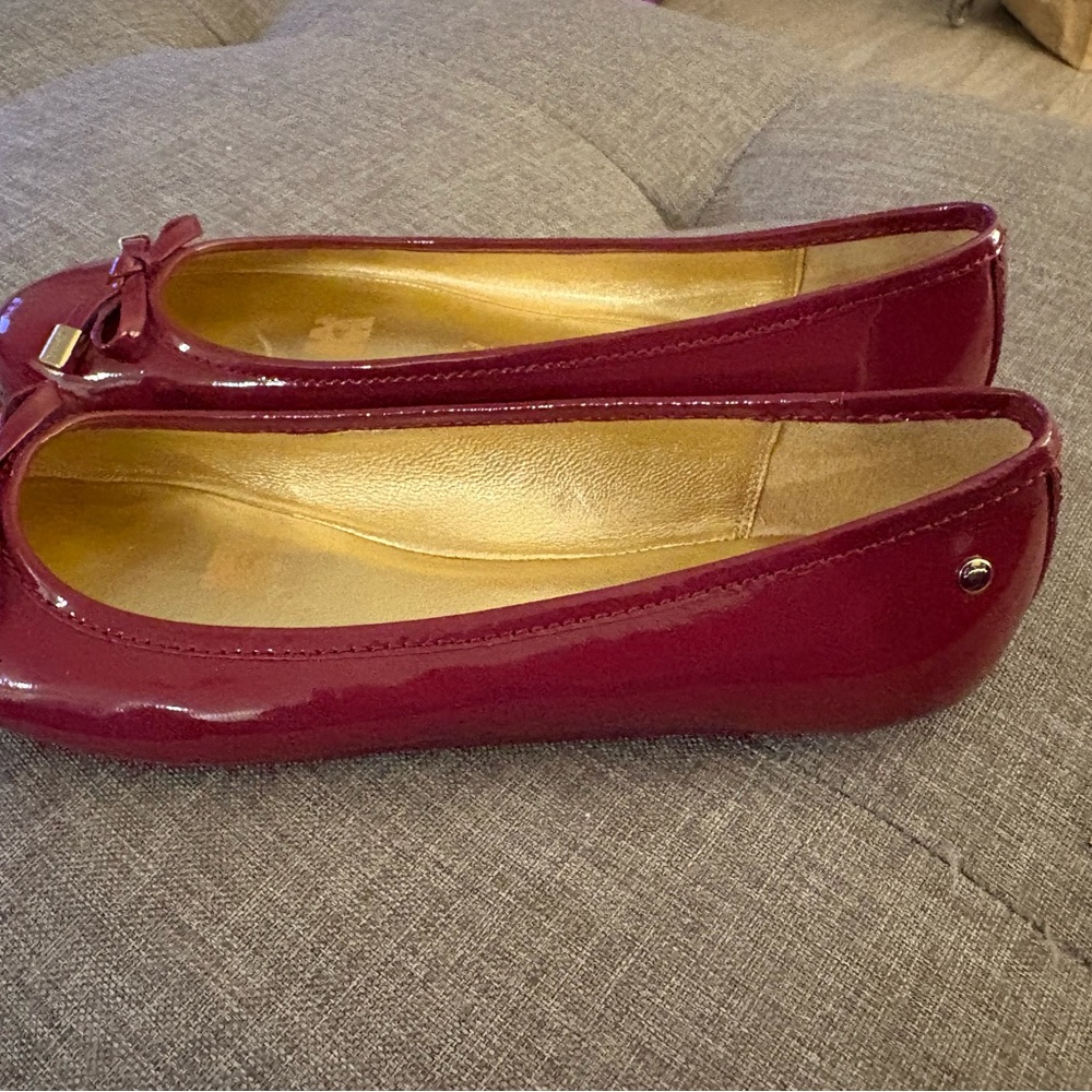 Coach Red Patent Leather Flats with Bow - Picture 2 of 4
